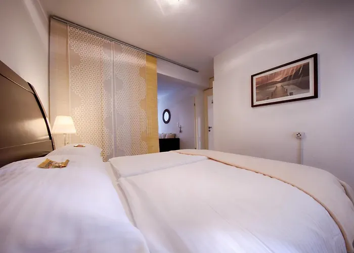 فندق مبيت وإفطار Vis 3*