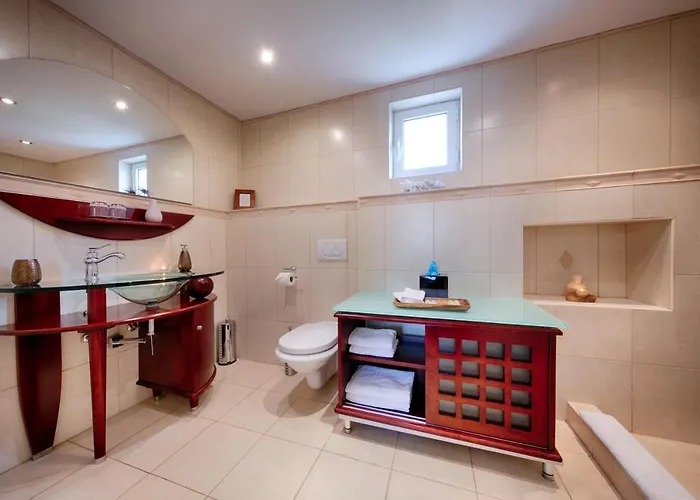 Vis Bed & Breakfast 3*