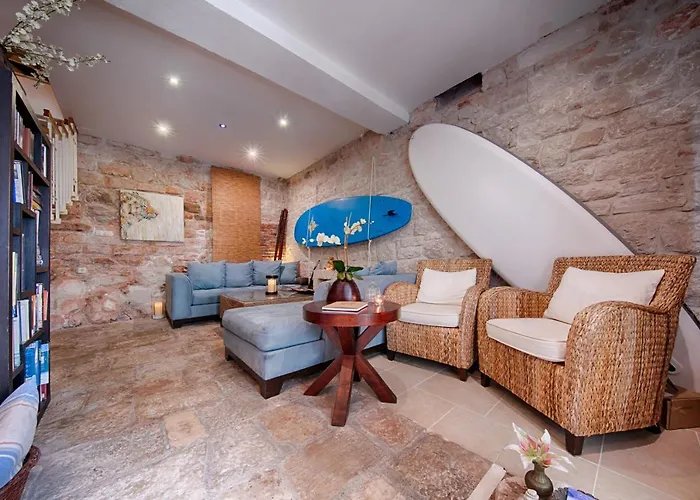 Vis Bed and Breakfast